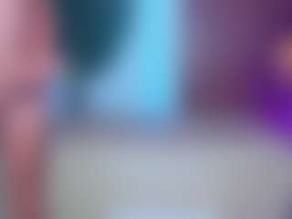 Live cam show with kylie-model - Strip on CamSodaAdn