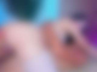 kylie-model's Live Sex Cam Show