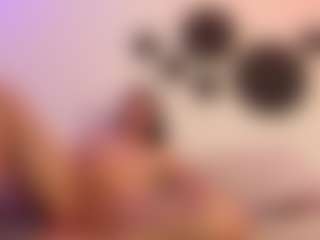 Live cam show with ladycamila - Petite on Camsoda
