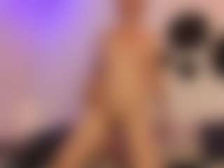 Live cam show with ladycamila - Amateur Brown Hair on Chatstar