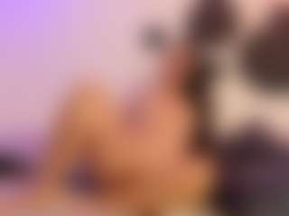 ladycamila's Live Sex Cam Show