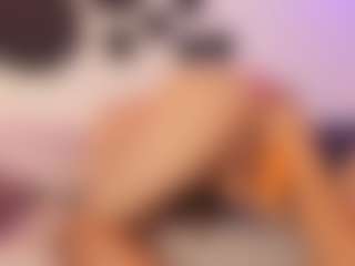 Live cam show with ladycamila - Lovense on Chatstar