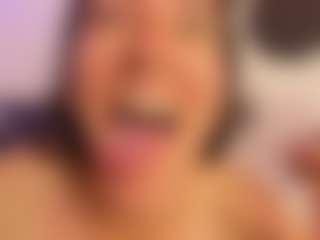 ladycamila's Live Sex Cam Show
