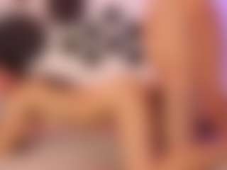 Live cam show with ladycamila - Teen (18+) on Soda Cam