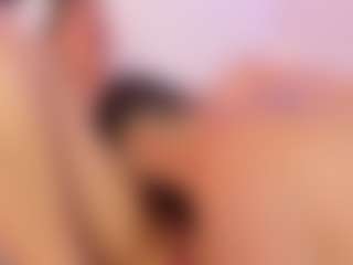 Live cam show with ladycamila - Average on Camsoda