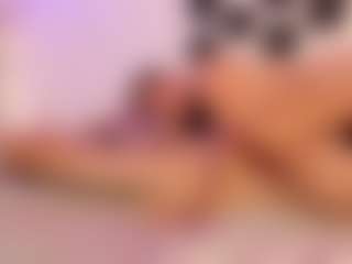 Live cam show with ladycamila - Sexy on madthumbs