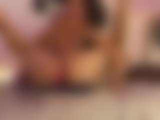 ladycamila's Live Sex Cam Show