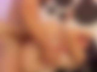 Live cam show with ladycamila - Amateur on CamSodaAdn
