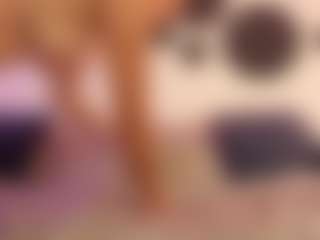 Live cam show with ladycamila - Toys on CamClone