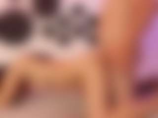 Live cam show with ladycamila - HD on Camming Site