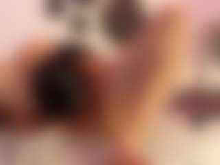 Live cam show with ladycamila - Normal on Uber Horny