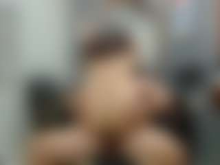 Live cam show with ladycamila - Spy Mature on thefappeningchat.com