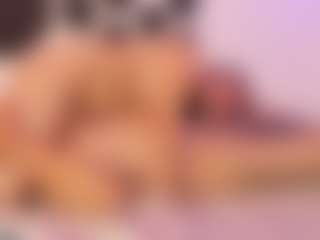 Live cam show with ladycamila - Interactivetoy Mature on friskycurves.com