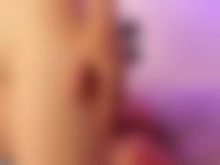 ladycamila's Live Sex Cam Show