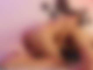 Live cam show with ladycamila - Mature Young Adult on Mixed Magazine Live