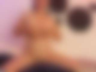 ladycamila's Live Sex Cam Show