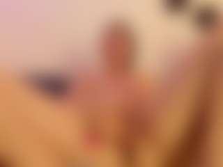 Live cam show with ladycamila - Shaved Pussy Mature on SpankPalCams