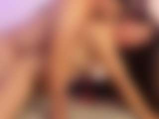 Live cam show with ladycamila - Mature MILF on Camsoda