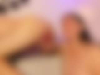 Live cam show with ladycamila - Amateur MILF on live.xbliss.ai