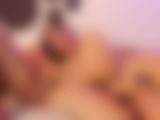Live cam show with ladycamila - Strip on CamClone