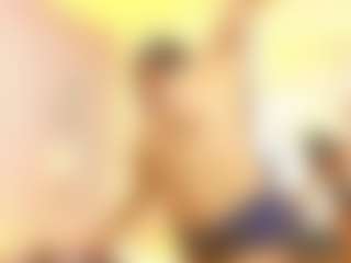 Live cam show with MargaretSaunders - Flashing on luckytryst.com
