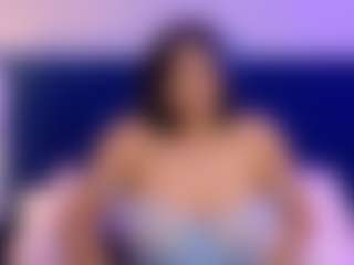 Live cam show with MargaretSaunders - Huge on CamwithHer
