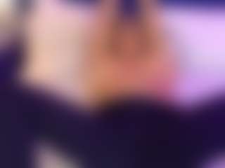 Live cam show with MargaretSaunders - Huge on hornycams.live