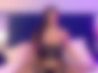 Live cam show with MargaretSaunders - Huge on Hubzter Live