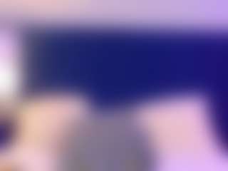 Live cam show with MargaretSaunders - Oil on Camsoda