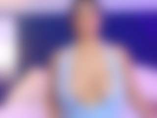 Live cam show with MargaretSaunders - Striptease on friskycurves.com