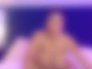 Live cam show with MargaretSaunders - Huge on Camsoda