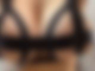 Live cam show with mmargoo - Hairy Pussy on Dolls Live