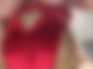 Live-Cam-Show mit mmargoo - Tittyfuck auf Camsoda