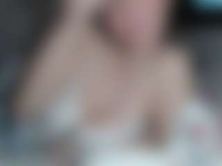 petite-danielle's Live Sex Cam Show