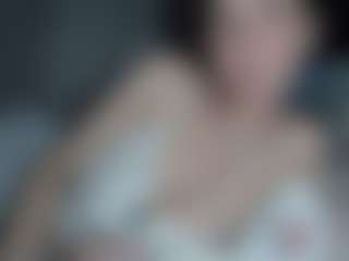 Live cam show with petite-danielle - Blue Eyes on 1on1-livenow