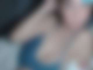 Live cam show with petite-danielle - Normal on alttransgirls
