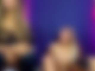 Live cam show with MrEbonybdsm - Average on Dare Cams