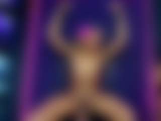 Live cam show with MrEbonybdsm - Average on Camsoda
