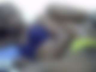 Live-Cam-Show mit SiennaLure - Ebony auf Camsoda