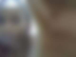 Live cam show with SiennaLure - Blue Eyes on hotwifechat.live