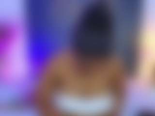 Live cam show with AlisonTravis - Brown Hair on Camsoda Late Night