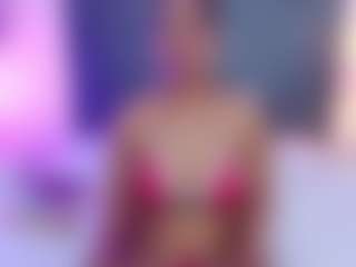 Live cam show with AlisonTravis - Public Black on Streamer API