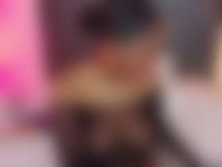 AlisonTravis's Live Sex Cam Show