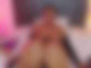 AlisonTravis's Live Sex Cam Show