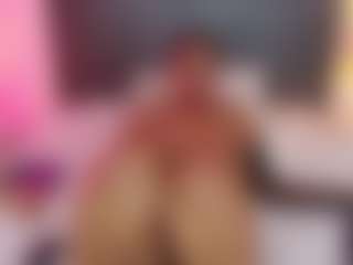AlisonTravis's Live Sex Cam Show