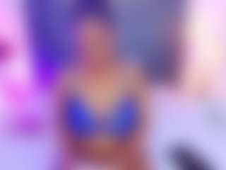 Live cam show with AlisonTravis - Oil on Camsoda