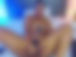 Live cam show with AlisonTravis - Striptease on sexylivex.com