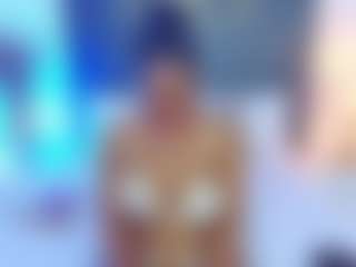 Spettacolo in cam dal vivo con AlisonTravis - Black HD su Camsoda
