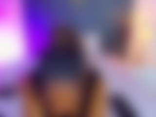 AlisonTravis's Live Sex Cam Show