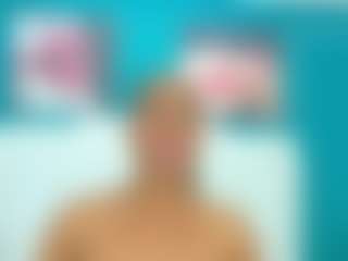 Live cam show with AlisonTravis - Fetish on AdultVida.com